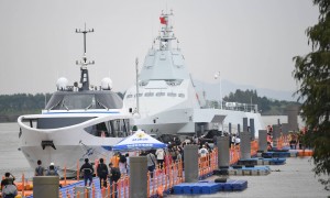 中国的无人舰艇很厉害，可以大量部署在南海，比万吨海警船还好用