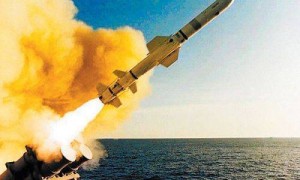 中国鹰击-21让航母无处遁形，10倍音速改写海战规则