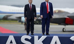 泽连斯基遭美俄“围猎”！特朗普：普京已让步，乌克兰必须接受