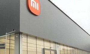 小米新车主驾下方掏出“神秘”多余零件！工作人员一片沉默，细思极恐